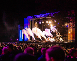 IJM live strandfeest