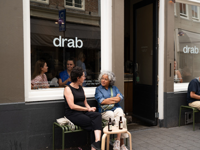 drab