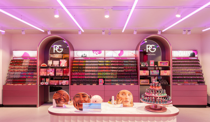 PinkGellac_Stores_Amsterdam_2.jpg