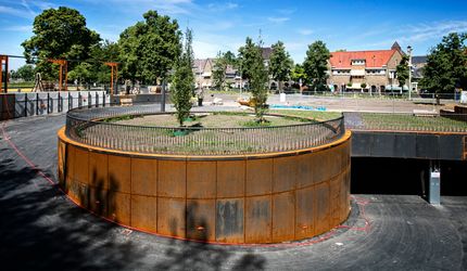 Parkeergarage Sint-Jan - image