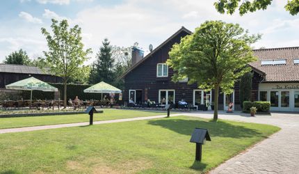 Hotel De Kruishoeve - image