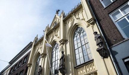Zwanenbroederhuis - image